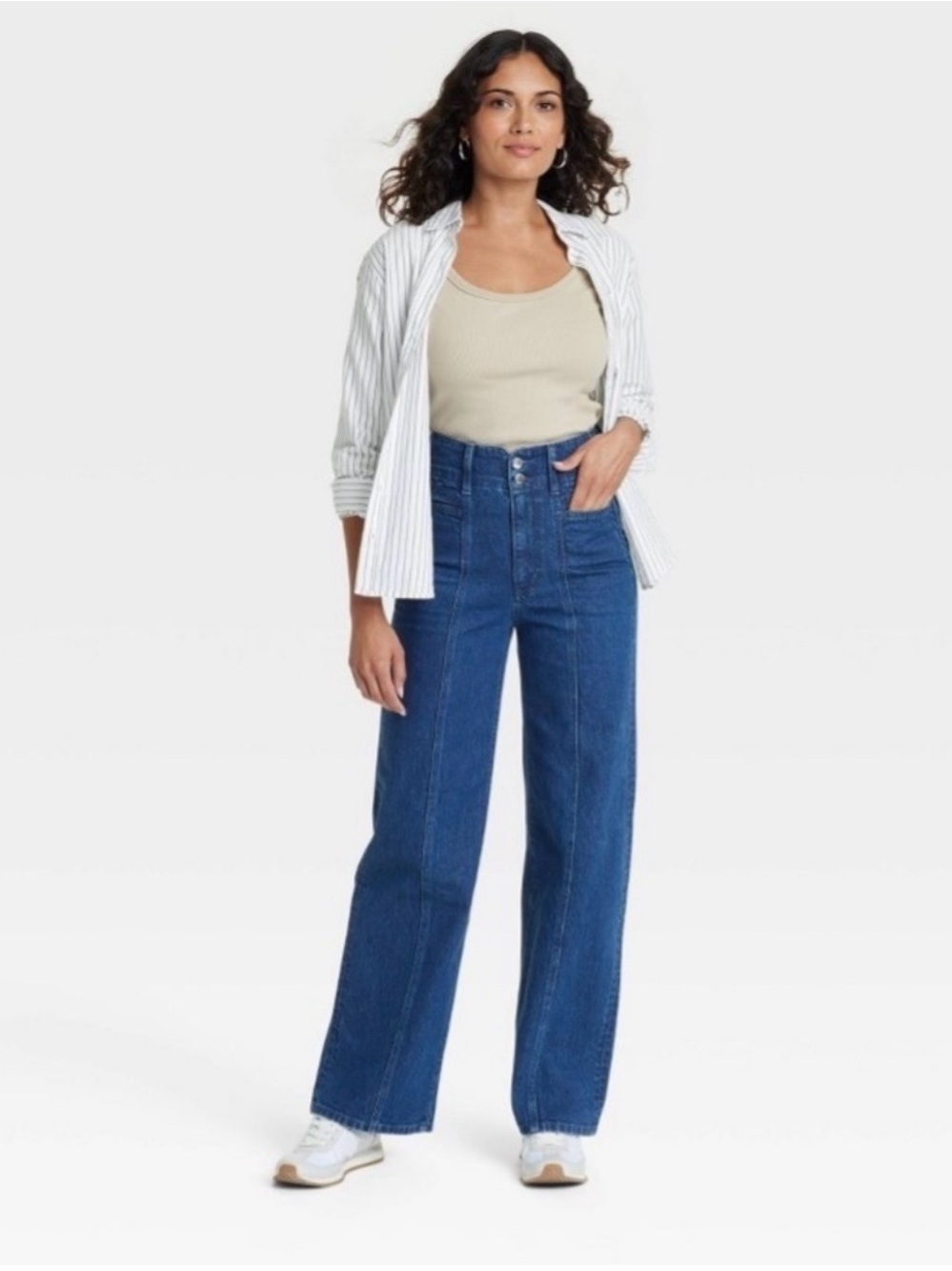 Universal Thread High-Rise Wide Leg Jeans in Medium Blue